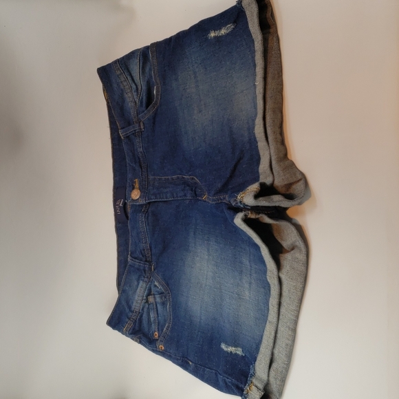 2 pairs of denim shorts, liquid and lucky brand - fits size 14 - Picture 2 of 16